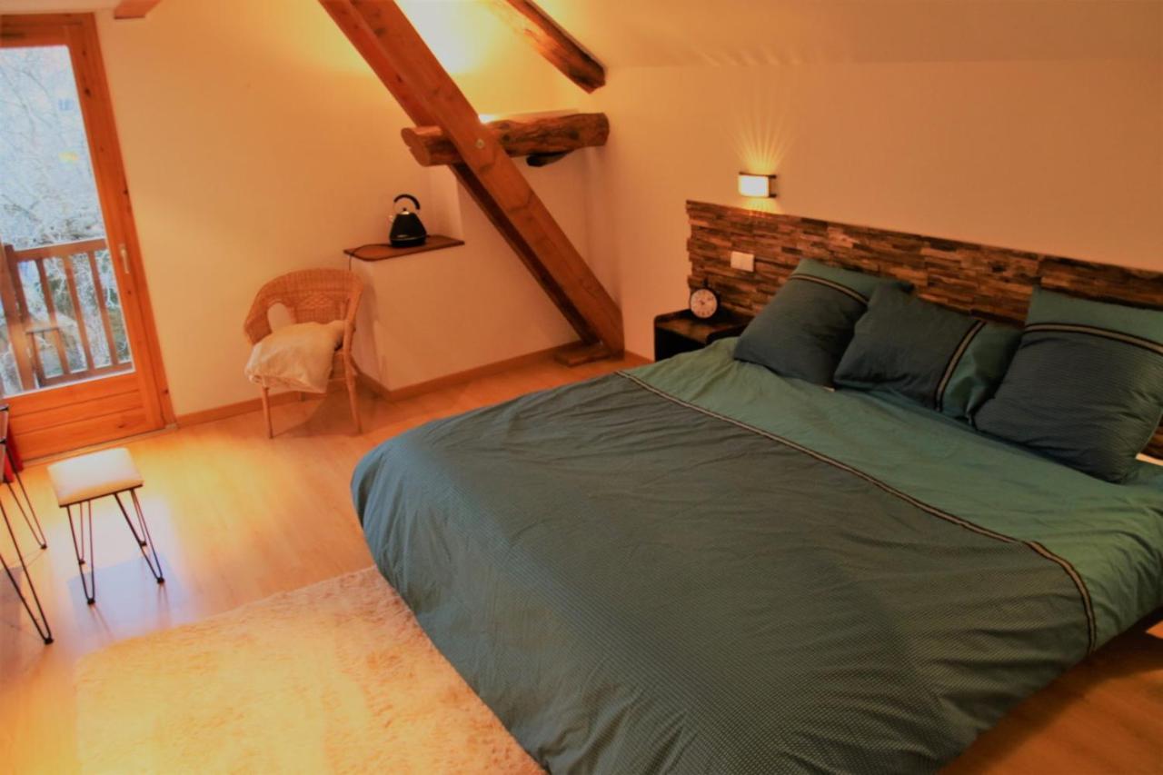 Chambres D'Hotes Les Peschiers Chateauroux-les-Alpes ภายนอก รูปภาพ