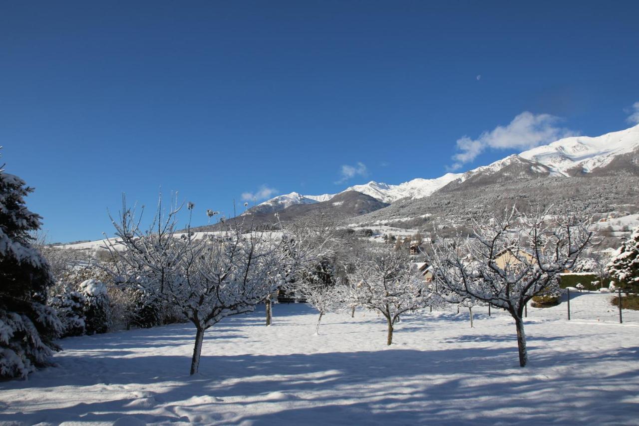 Chambres D'Hotes Les Peschiers Chateauroux-les-Alpes ภายนอก รูปภาพ