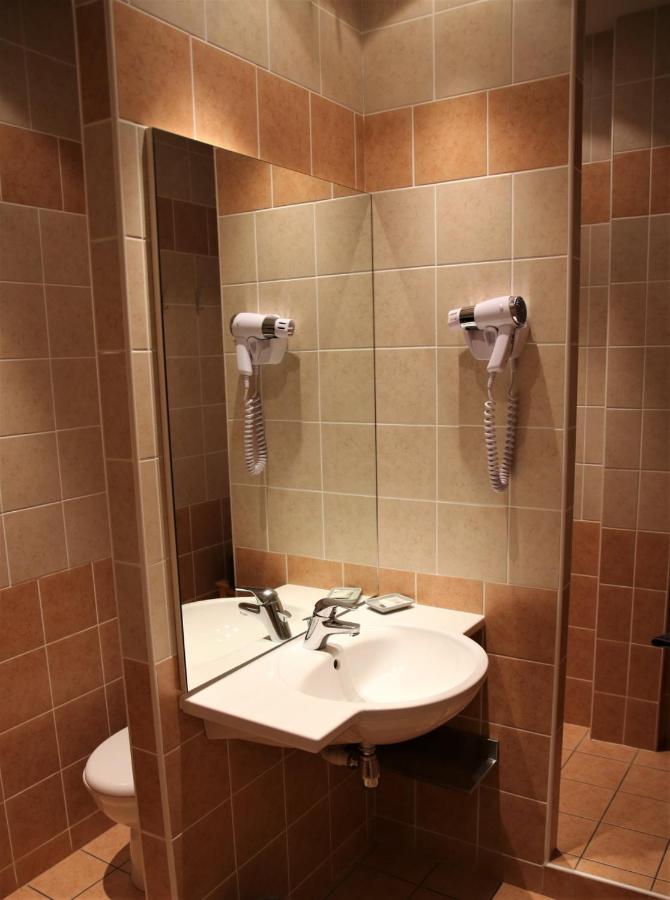 Chambres D'Hotes Les Peschiers Chateauroux-les-Alpes ภายนอก รูปภาพ