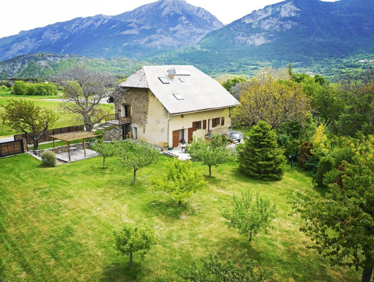 Chambres D'Hotes Les Peschiers Chateauroux-les-Alpes ภายนอก รูปภาพ
